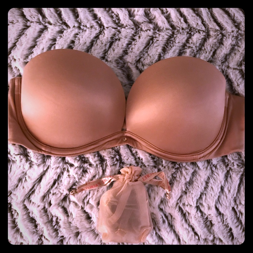 VS Very Sexy Strapless Bra w/ multi way straps